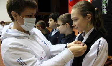 В Ковдорском округе продолжается посвящение в ряды Движения Первых