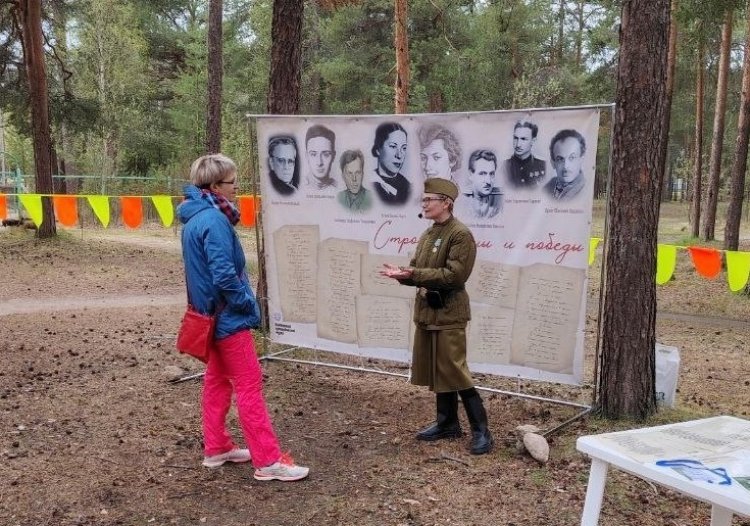 Елена Бисаева награждена медалью за сохранение военной истории Заполярья