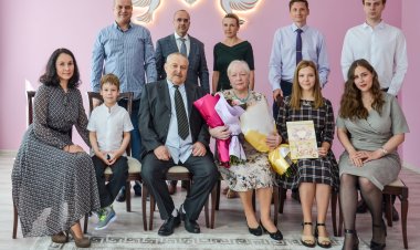 Василий и Наталья Белошицкие отмечают 50 лет брака