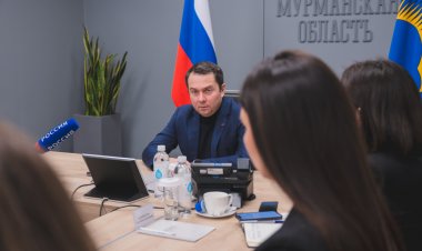 «Важно в целом изменить подход к подготовке кадров»: Андрей Чибис провел совещание по задачам, поставленным Президентом России на Госсовете