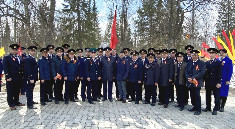 Мундир — больше чем одежда: зачем руководство Ковдорского ГОКа надевает парадную форму