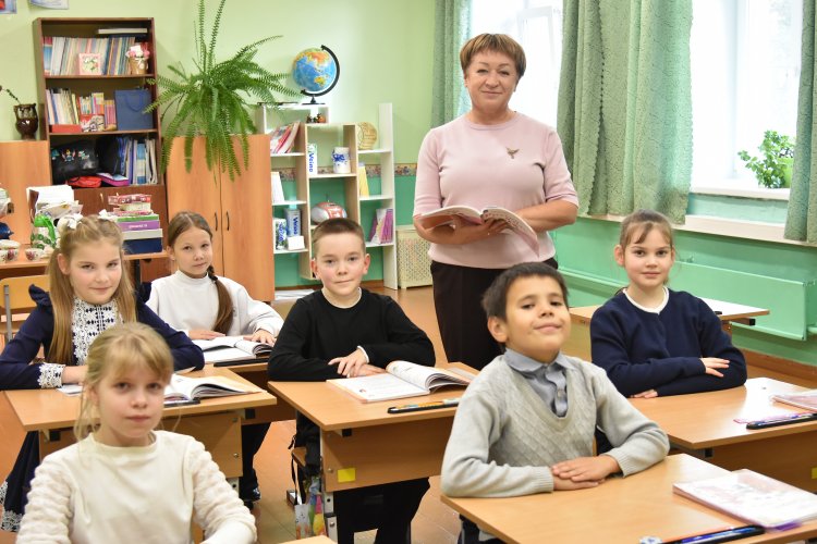 С первой школьной страницы